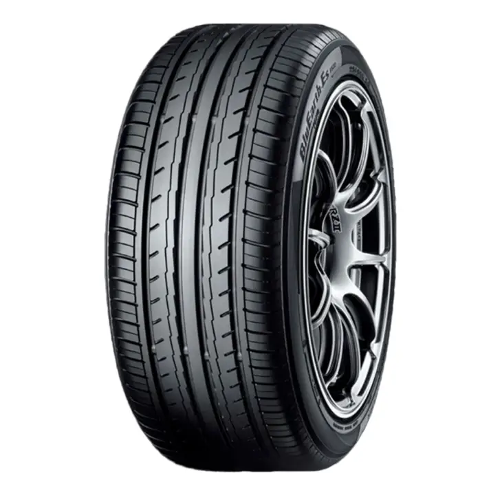 Yokohama 205-60 R15 91H BluEarth ES32 2024